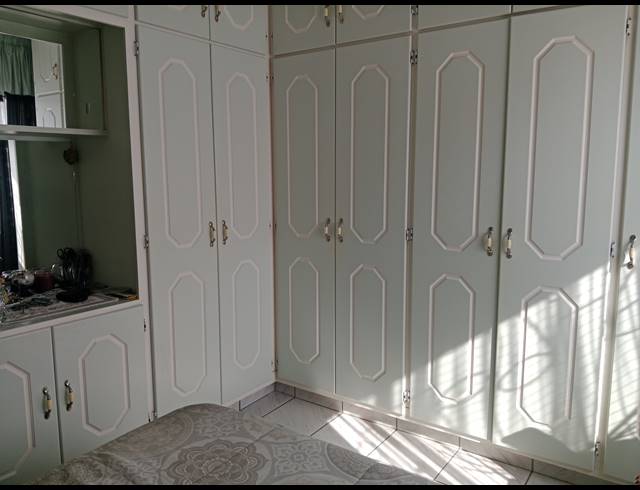3 BEDROOM FREEHOLD FOR SALE IN BELFORT ESTATE
